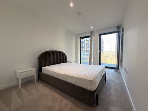 Photo 17- click for photo gallery